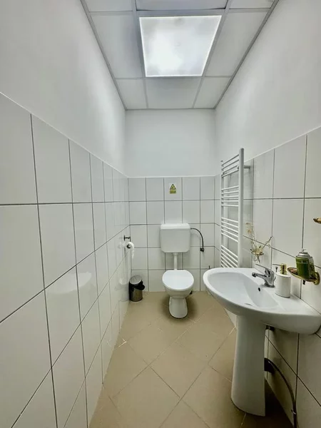 Antiaeriana, Calea Rahovei spatiu comercial pretabil cazino, clinica, birou