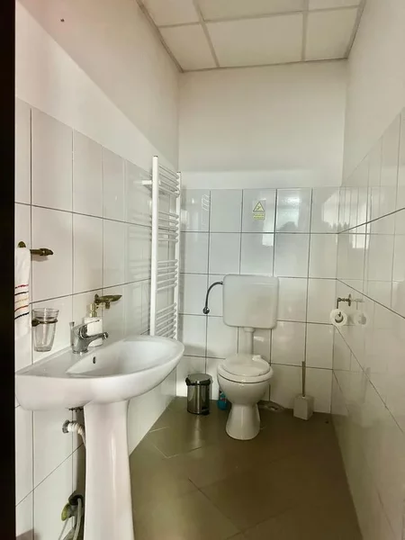 Antiaeriana, Calea Rahovei spatiu comercial pretabil cazino, clinica, birou